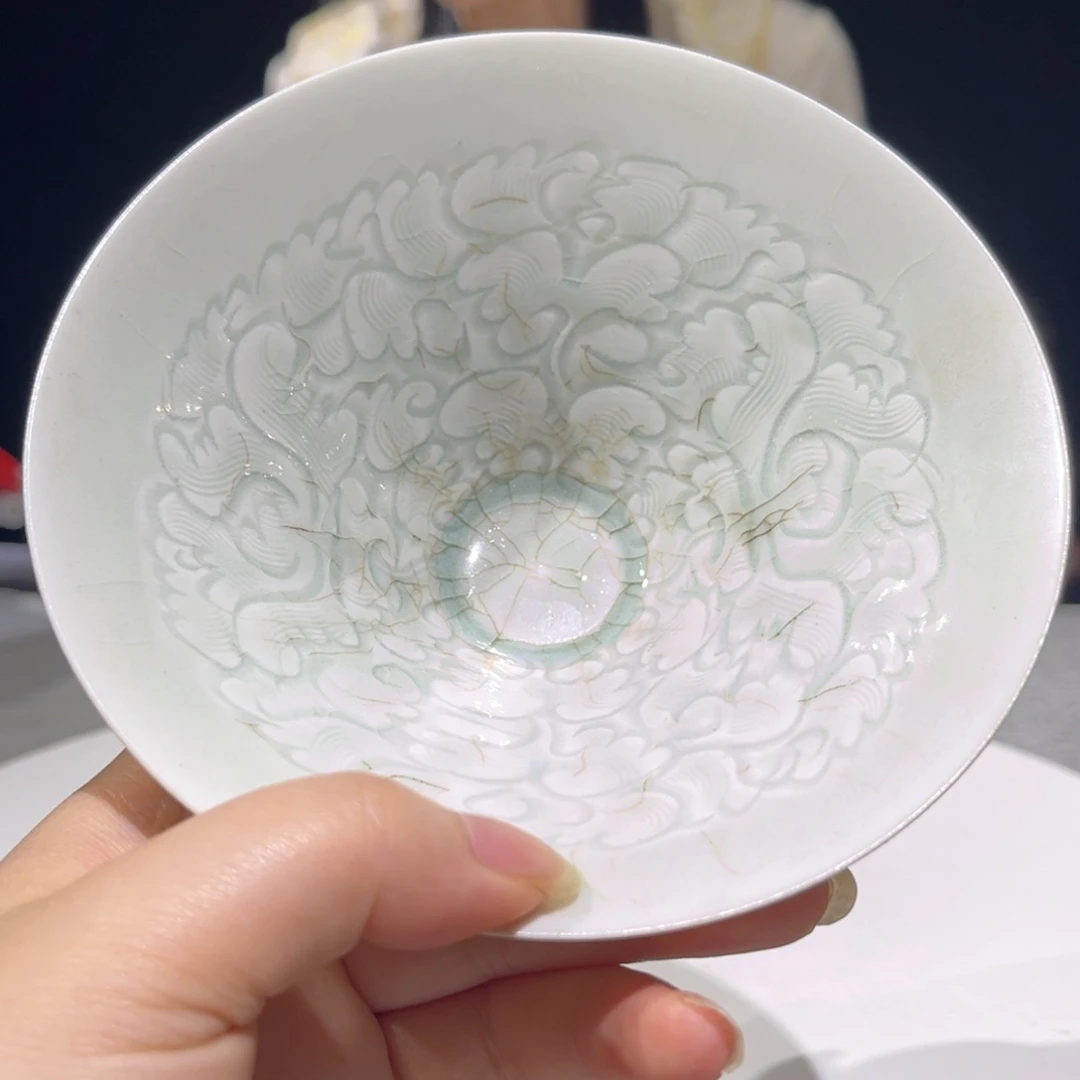 杯E****?湖田窑刻花斗笠盏