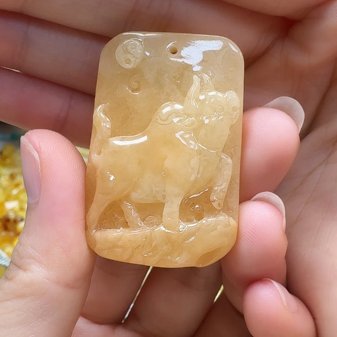 未镶嵌琥珀珠宝奇石吊坠