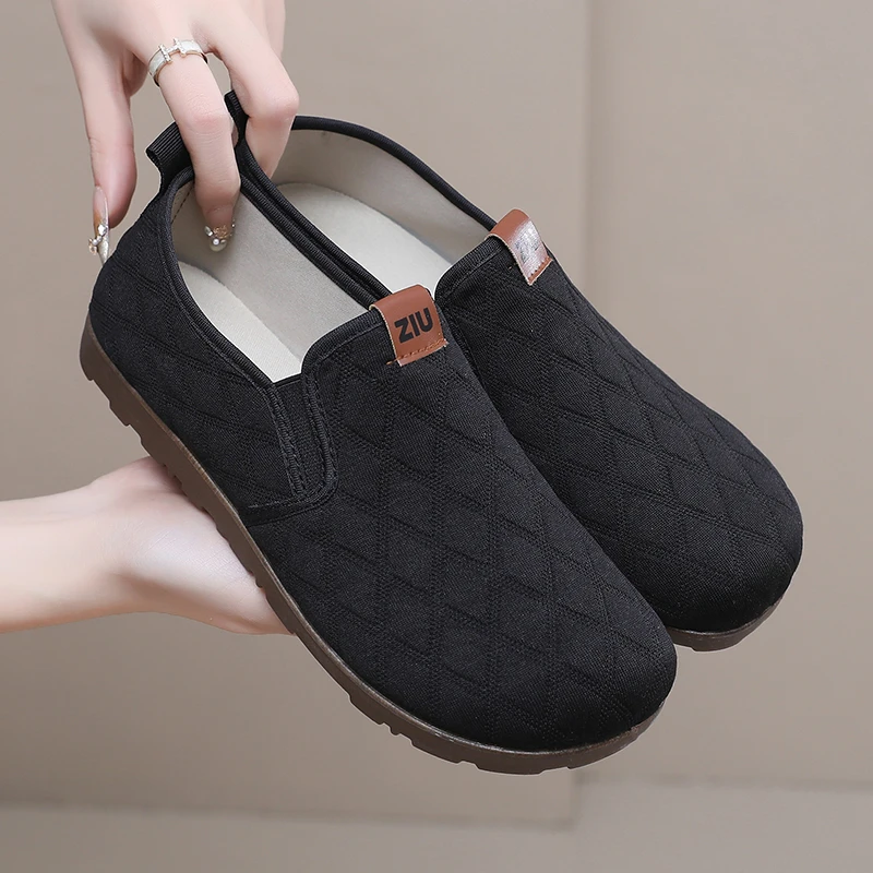 春夏新款一脚蹬休闲妈妈鞋洋气爆款ins宽脚时尚简约软老北京布鞋