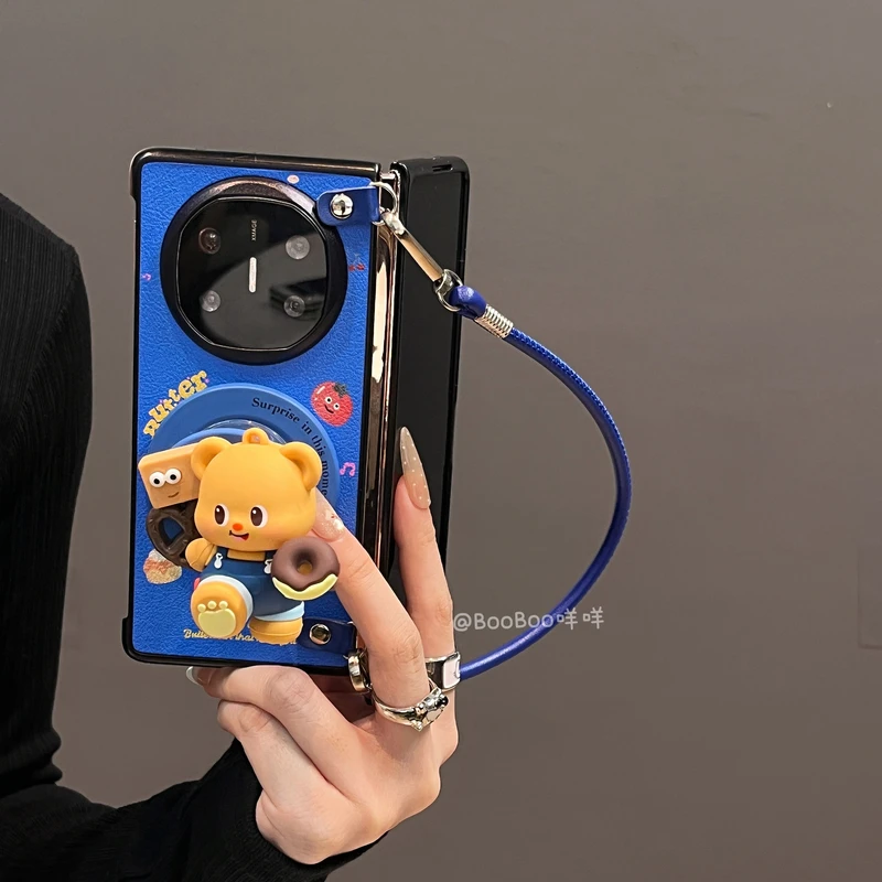 克莱因蓝皮质黄油小熊磁吸支架适用华为MateX5典藏版折叠屏手机壳