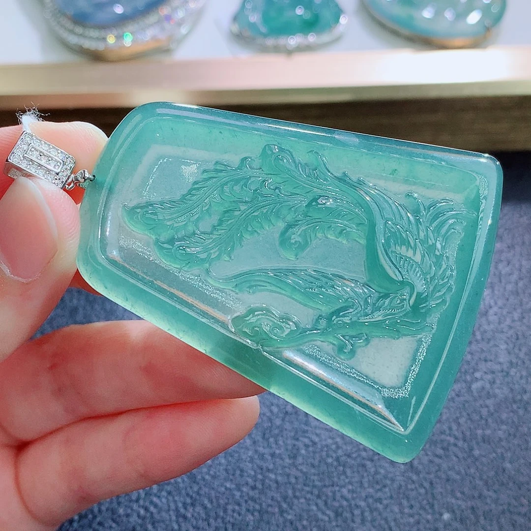 颈饰未镶嵌翡翠翡翠