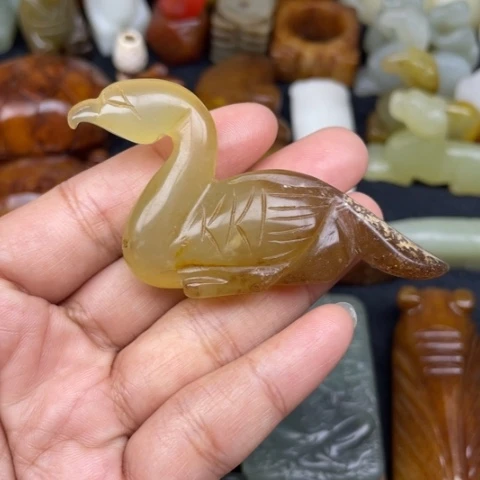 未镶嵌蛇纹石玉颈饰112