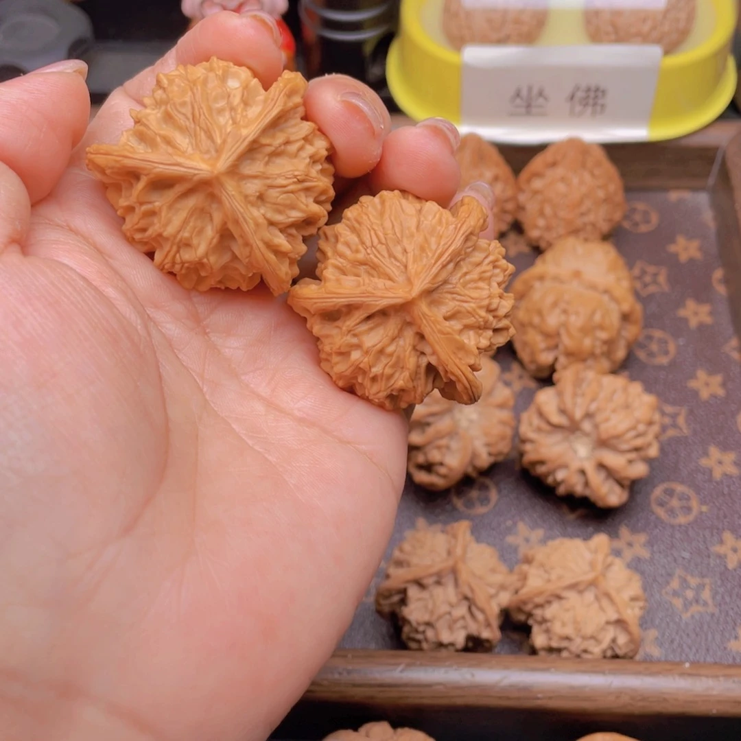 文玩核桃吊坠沙*飞三棱40