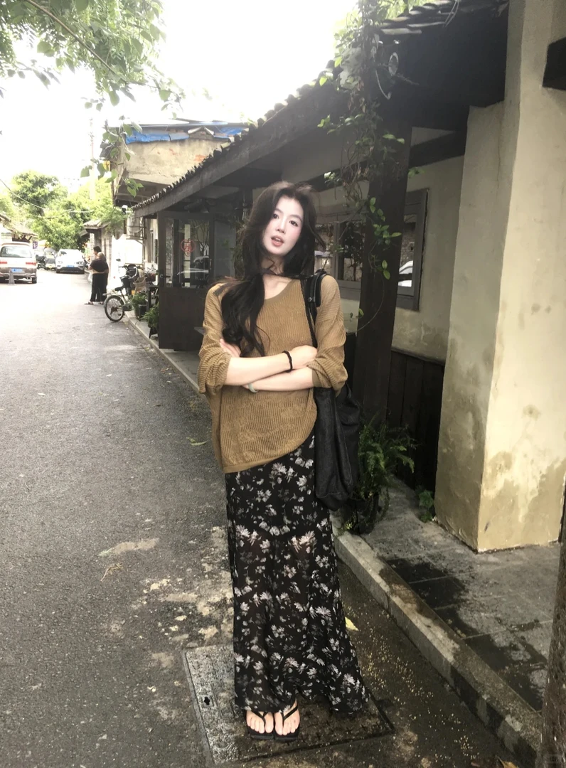 2025夏季韩系穿搭慵懒风宽松百搭针织衫上衣碎花半身裙气质两件套