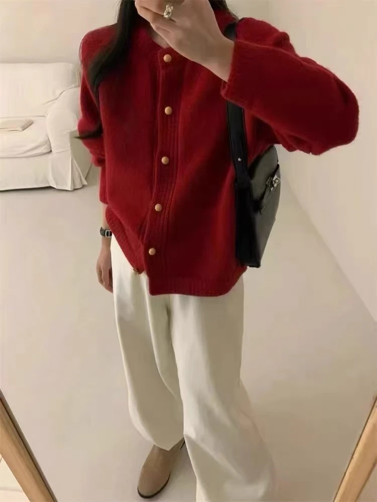 2025新款高级感纯色韩系小木扣百搭显瘦针织开衫女外套