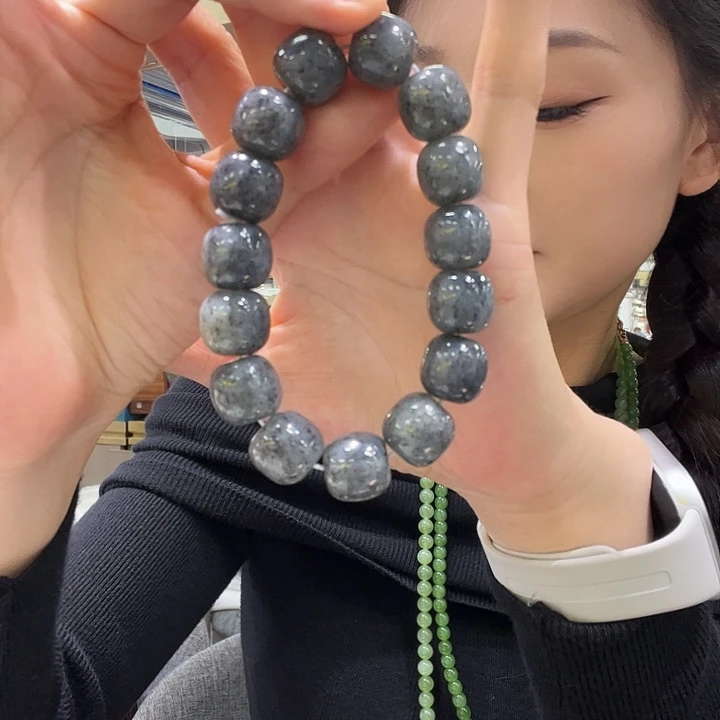 未镶嵌手链和田玉