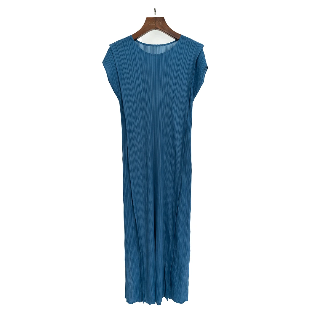 【六丑】新款时尚气质宽松通勤均码百褶四色连衣裙501lyq0711