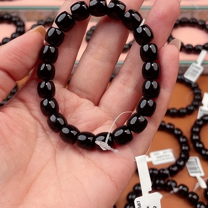 天***阔和田玉未镶嵌颈饰