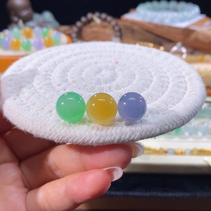 翡翠未镶嵌颈饰翡翠三彩色珠