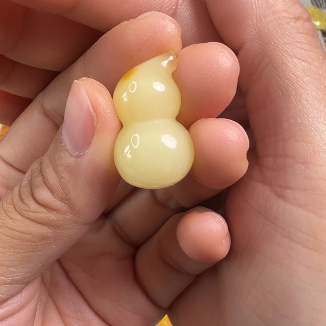 蜜蜡未镶嵌裸石蜜蜡