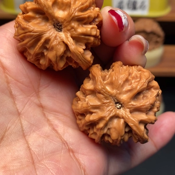 吊坠文玩核桃39苹果园