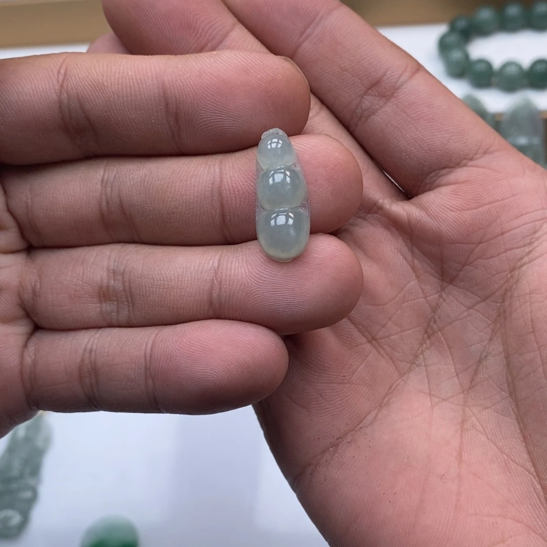 翡翠未镶嵌手链天然a货翡翠12