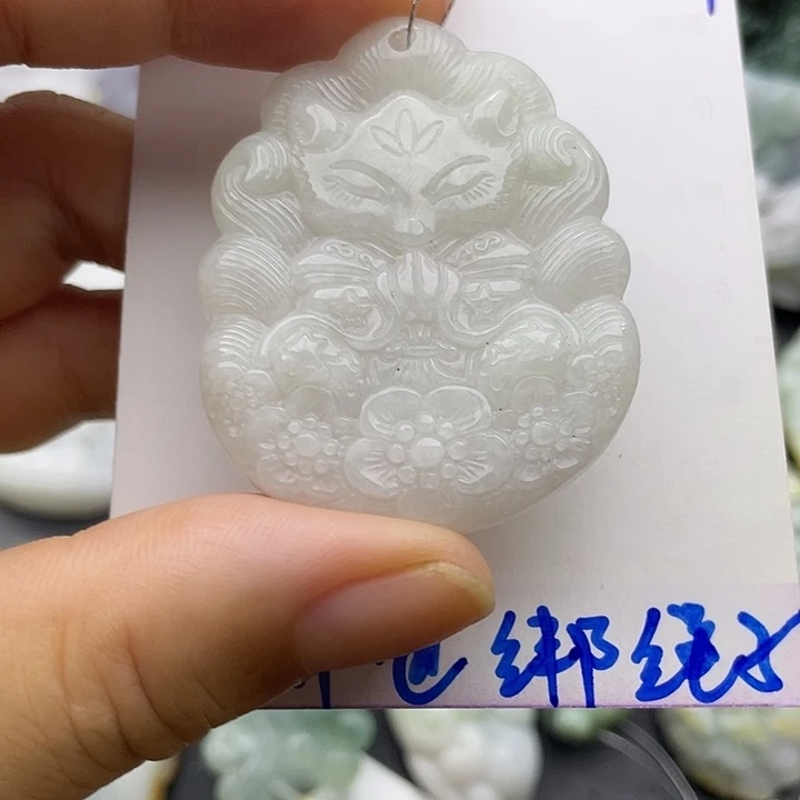 颈饰未镶嵌翡翠天然翡翠