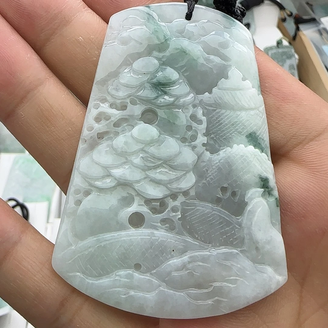 翡翠未镶嵌颈饰翡翠