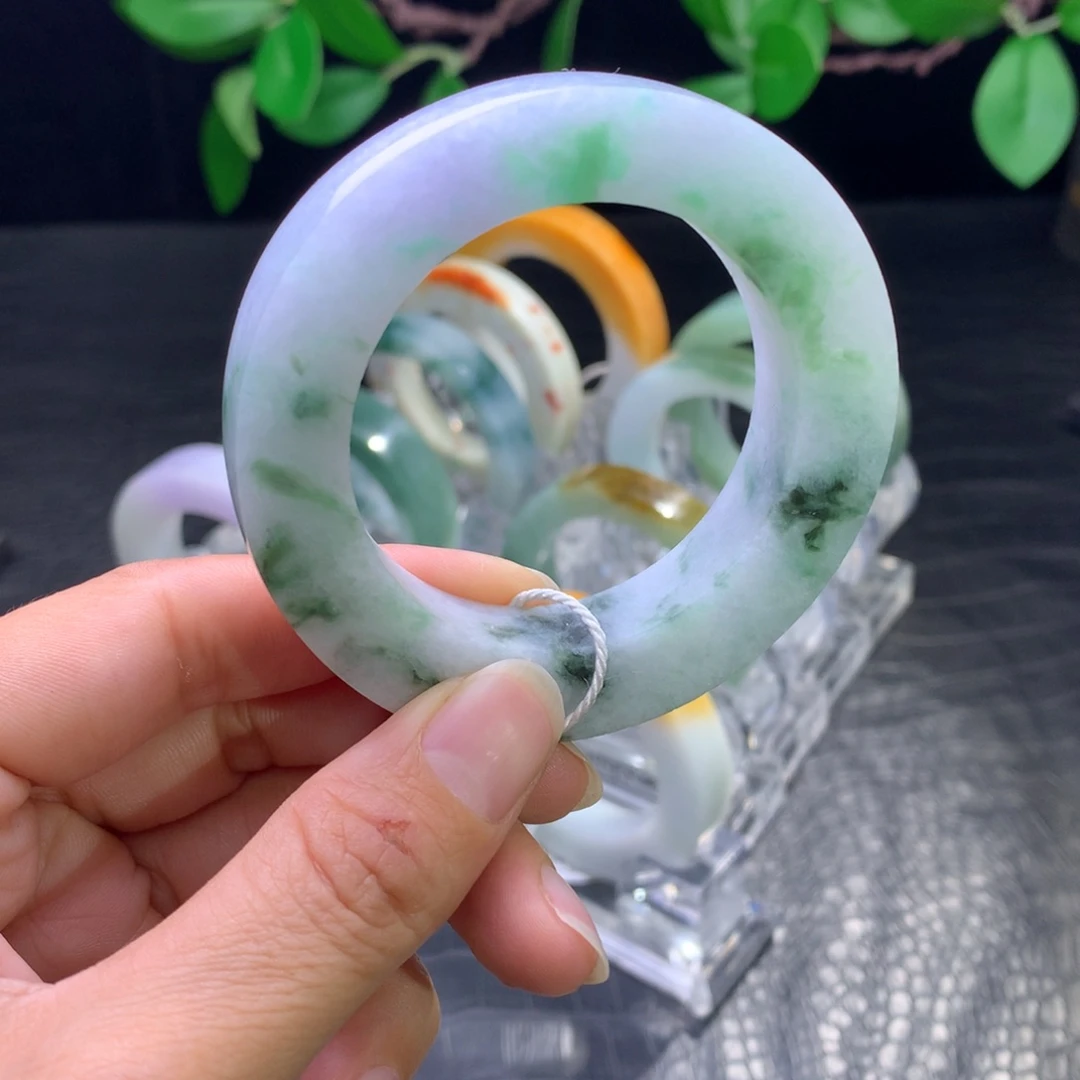 定制翡翠未镶嵌手镯