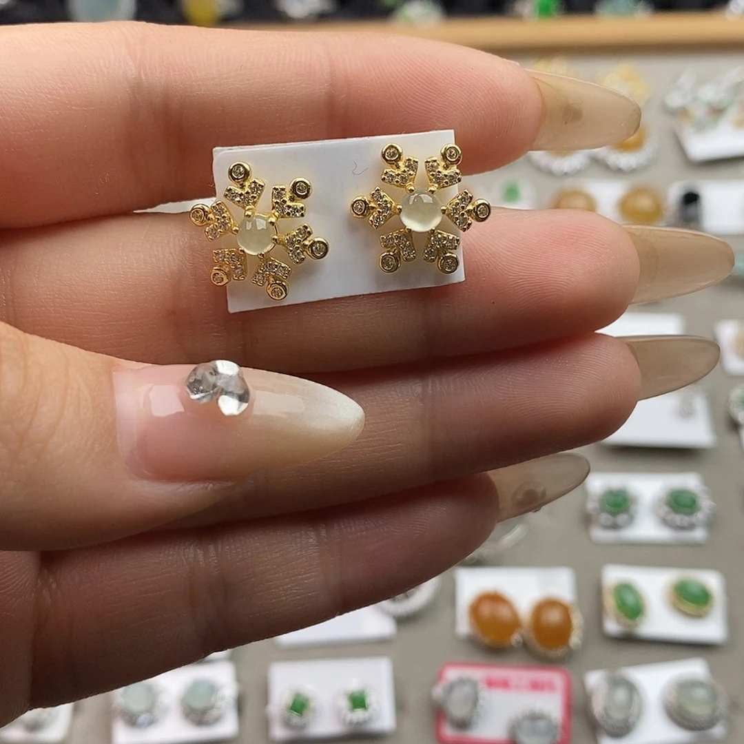 翡翠未镶嵌戒指翡翠