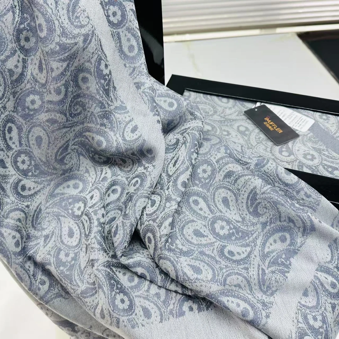 欧单kw尾单提花 绵羊毛提花加厚双面围巾披肩 丝滑柔软细腻 腰果
