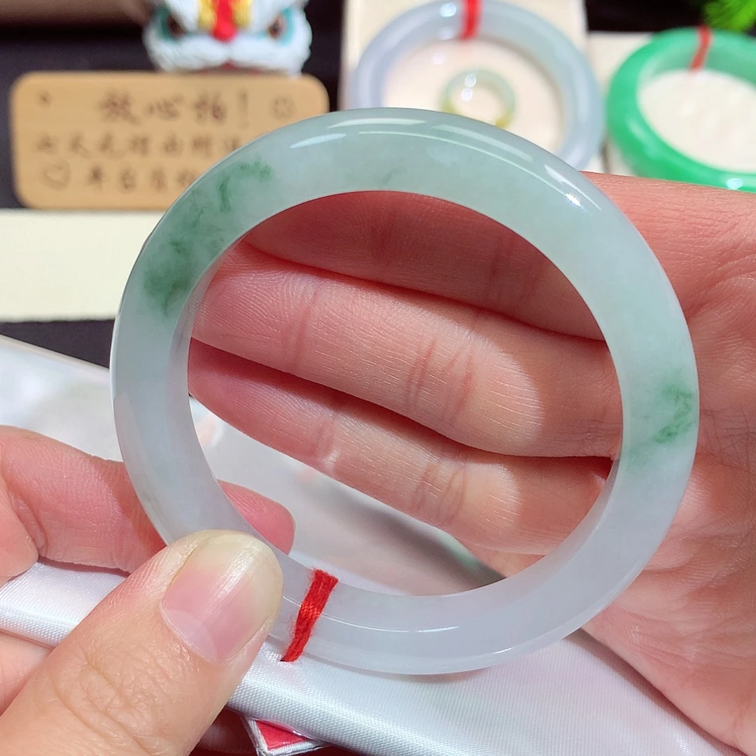 翡翠未镶嵌手镯1279