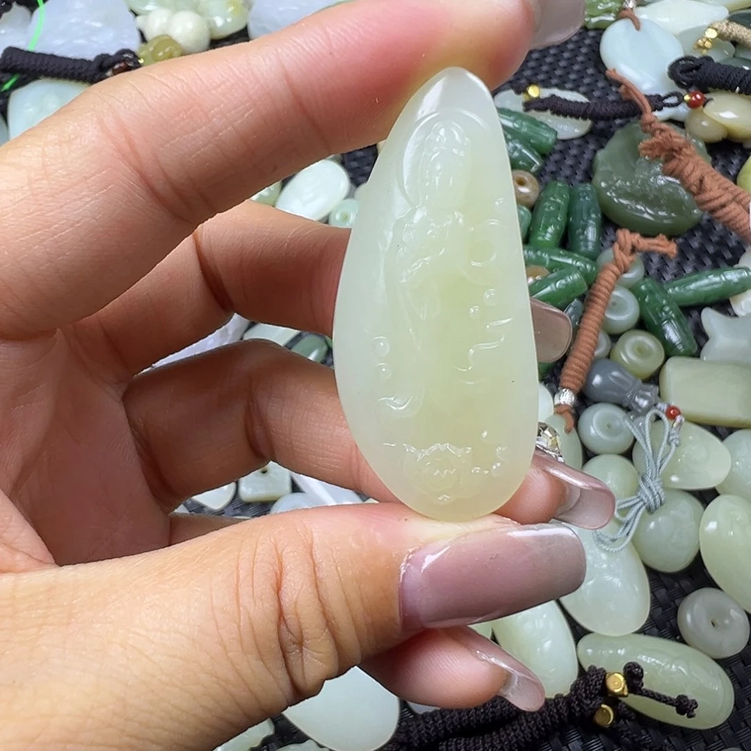 和田玉未镶嵌吊坠(不含链)卡47.5