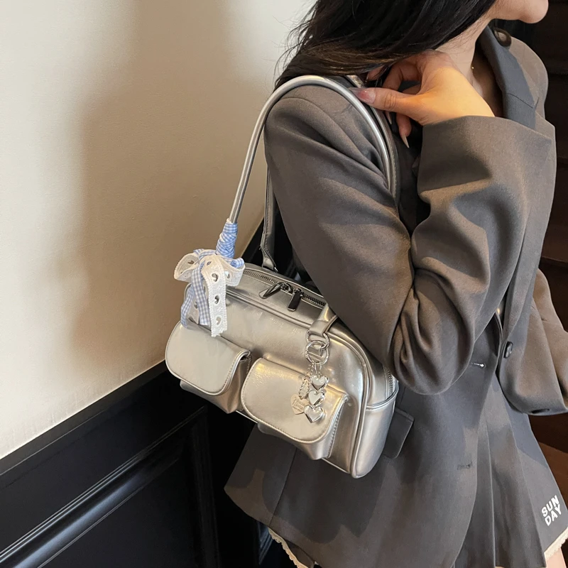 保龄球包小众通勤枕头包包女2025春夏新款大容量单肩腋下包