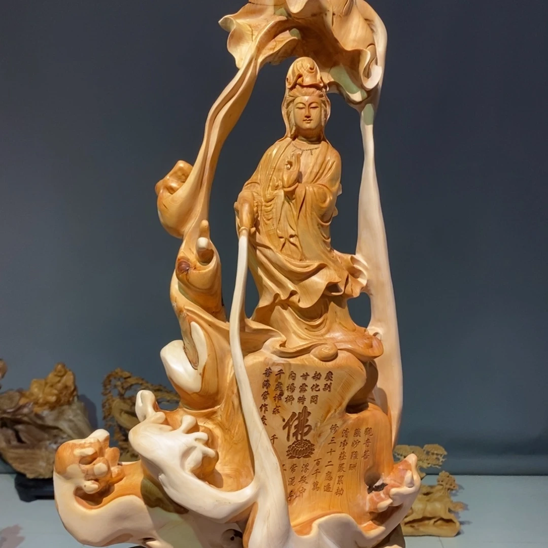 柏木（崖柏）望**牛崖柏木雕刻