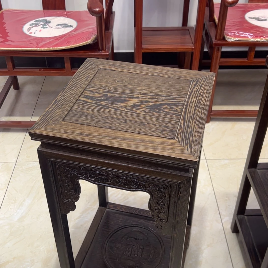 紫檀木类成套家具鸡翅木花几