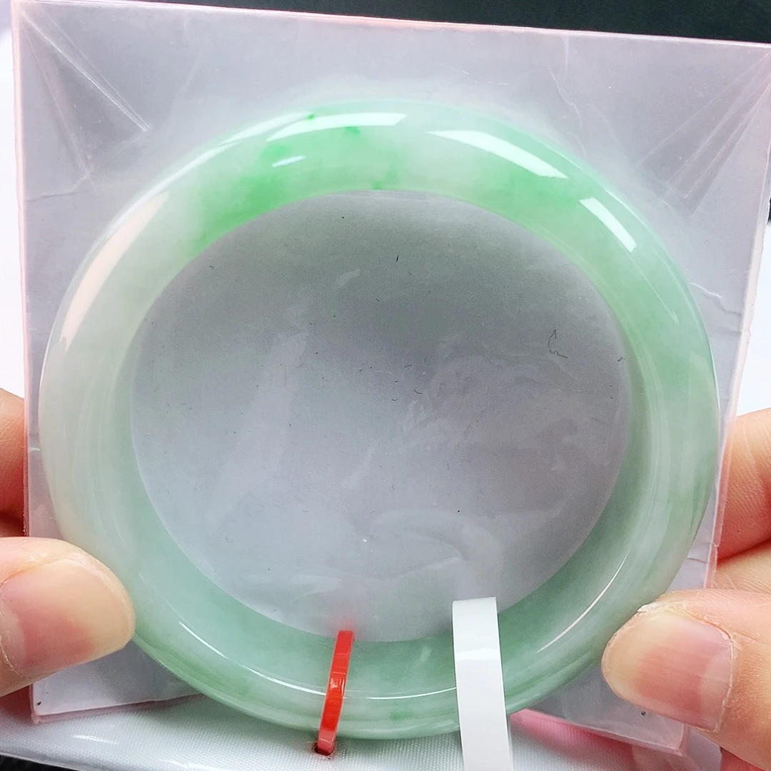 翡翠手镯未镶嵌56+圈