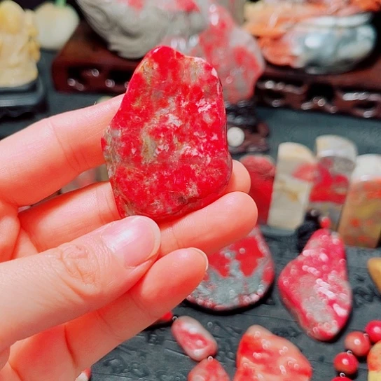 昌化鸡血石昌化鸡血石