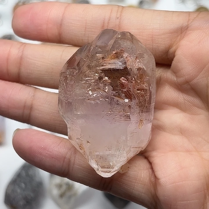 水晶颈饰未镶嵌红泥闪灵钻手握/摆件48mm