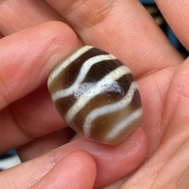 欣***欣玛瑙/玉髓未镶嵌颈饰