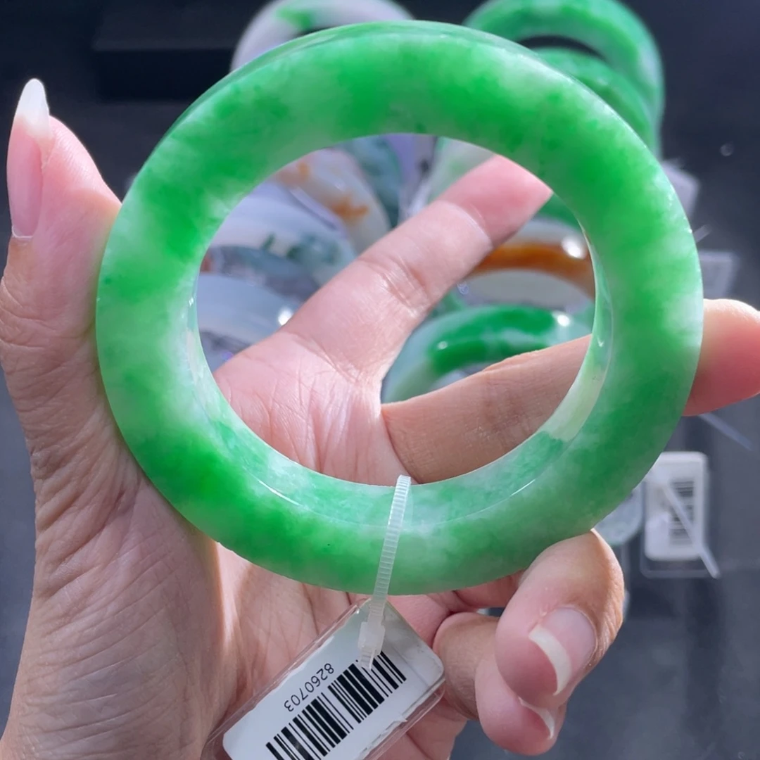 定制翡翠未镶嵌正圈
