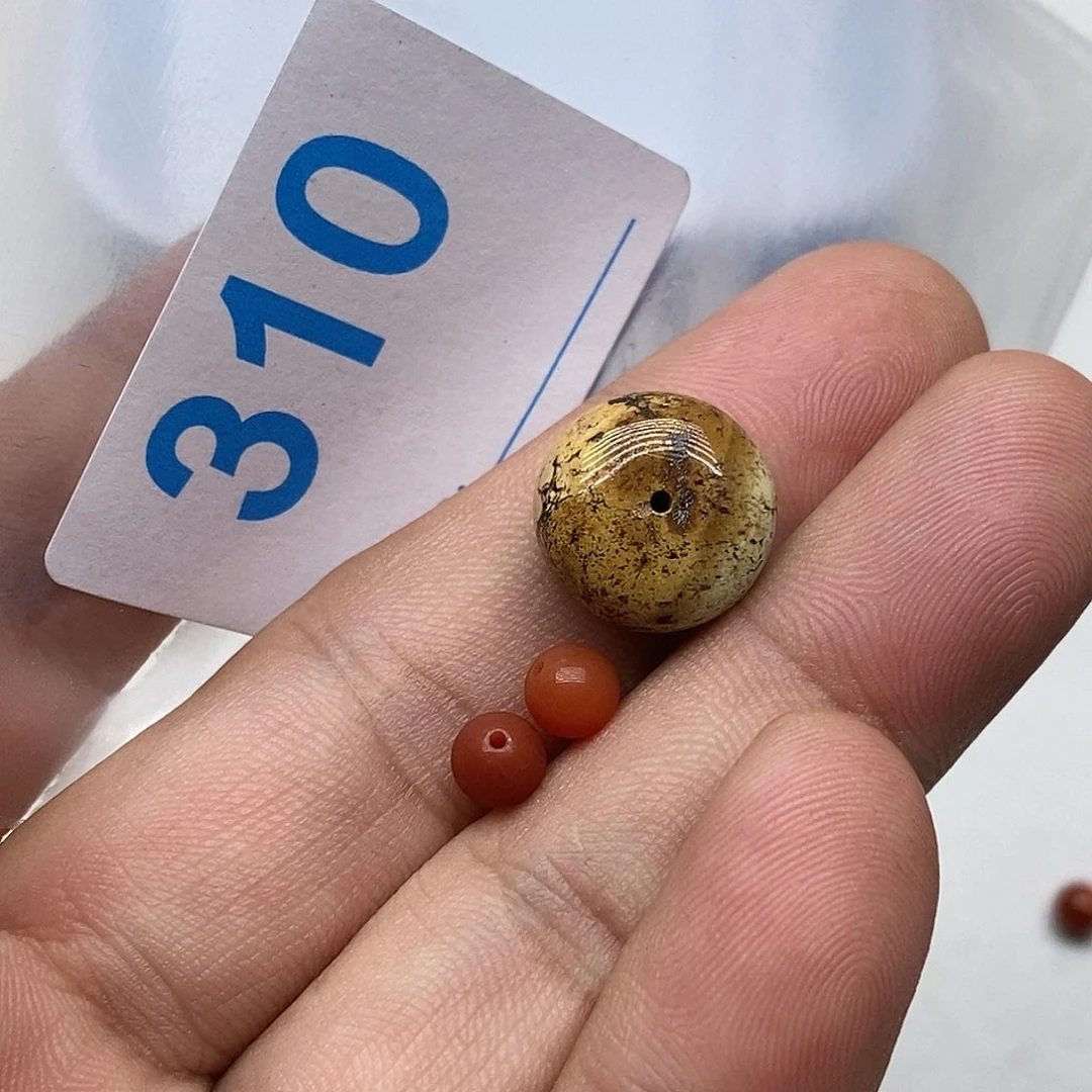 玛瑙/玉髓未镶嵌珠宝奇石