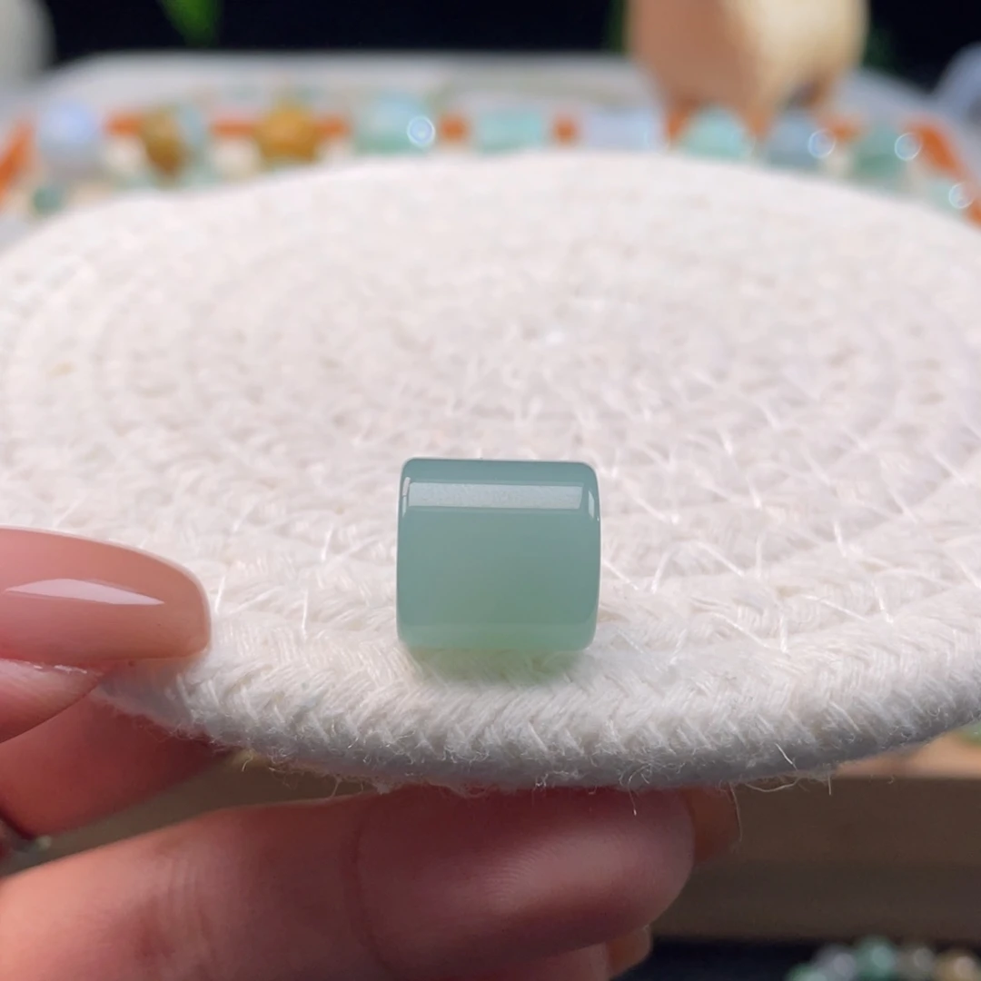 未镶嵌定制翡翠天然缅甸翡翠a货桶珠12.2-12.5