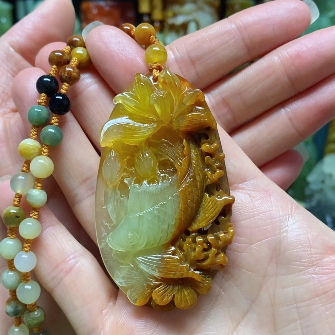 岫玉未镶嵌吊坠(赠链)