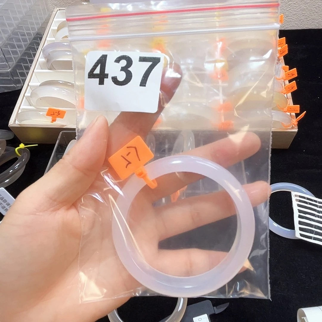 ****o玛瑙/玉髓手镯合金437