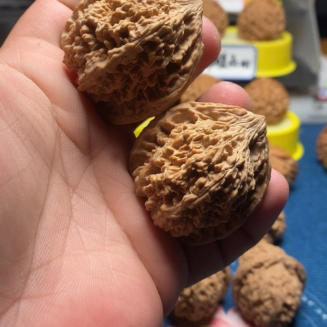 文玩核桃吊坠青*全品满天星