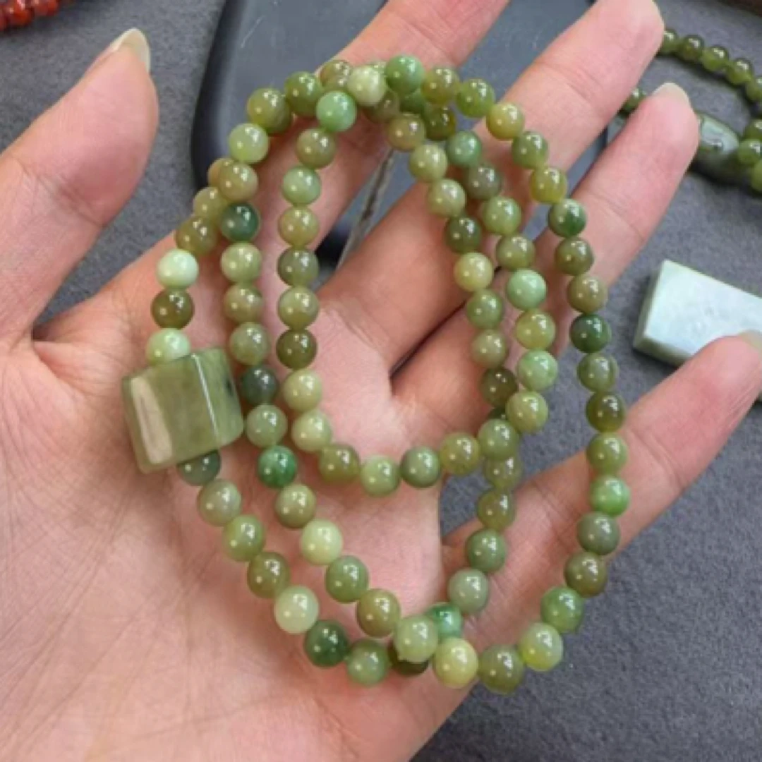 新疆和田玉黑羊洞多圈手串