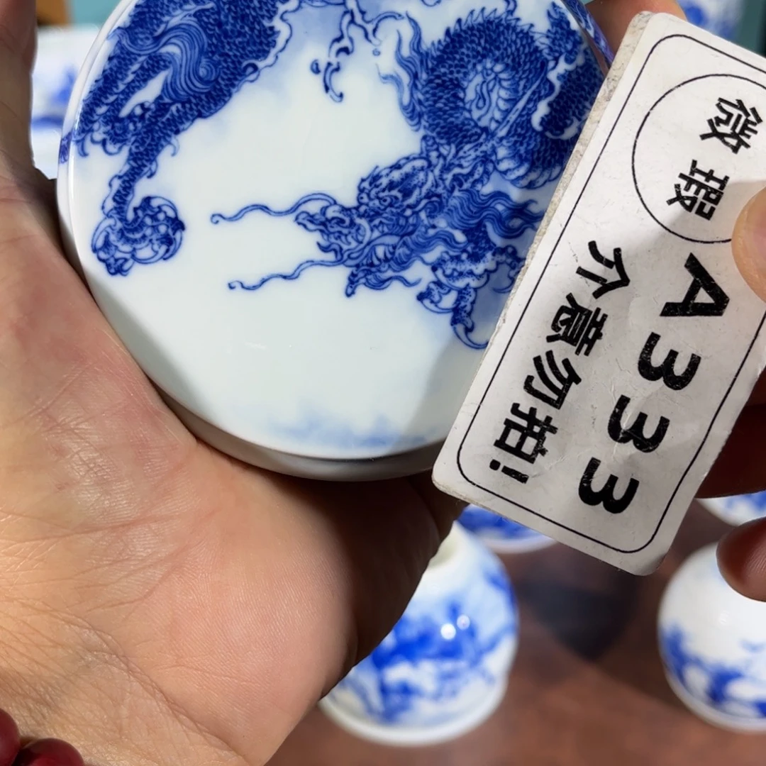 杯子手工手绘的陶瓷