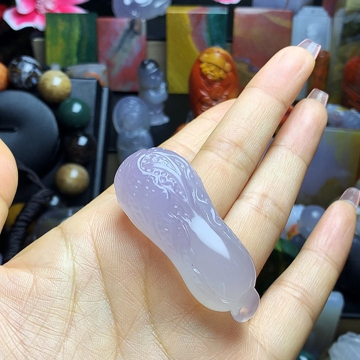 俏***岁硅化玉未镶嵌吊坠(不含链)紫冰白菜