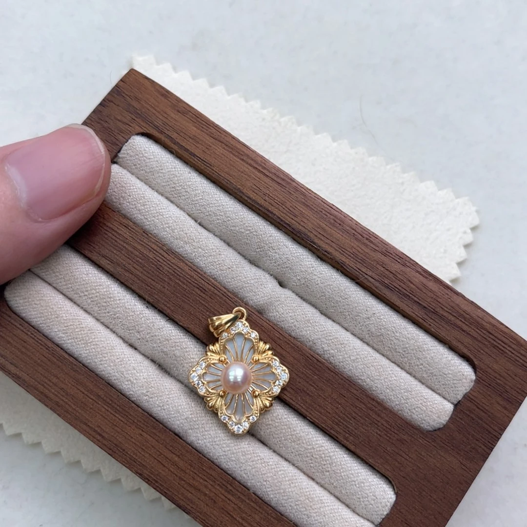 【闪购商品】海水珍珠银S925镶嵌颈饰y****了