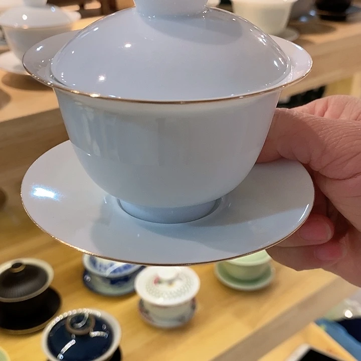 青瓷茶具盖碗描金
