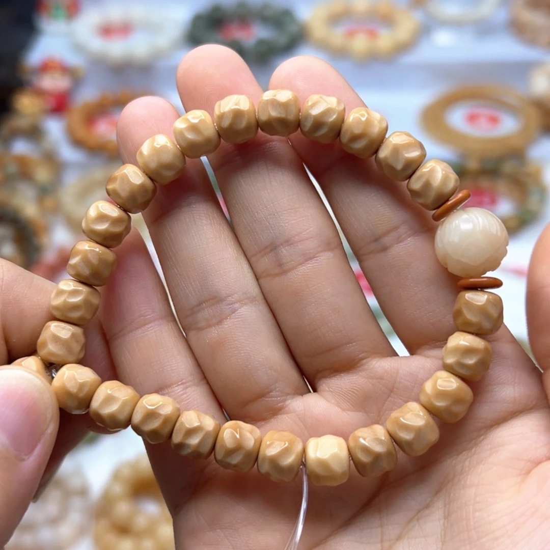 咕***：白玉菩提手串单圈手串