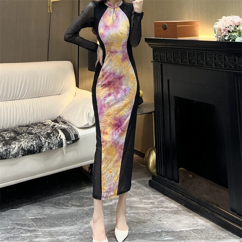 气质女人味轻奢立领长袖烧花扎染刺绣花色印花显瘦包身开衩连衣裙