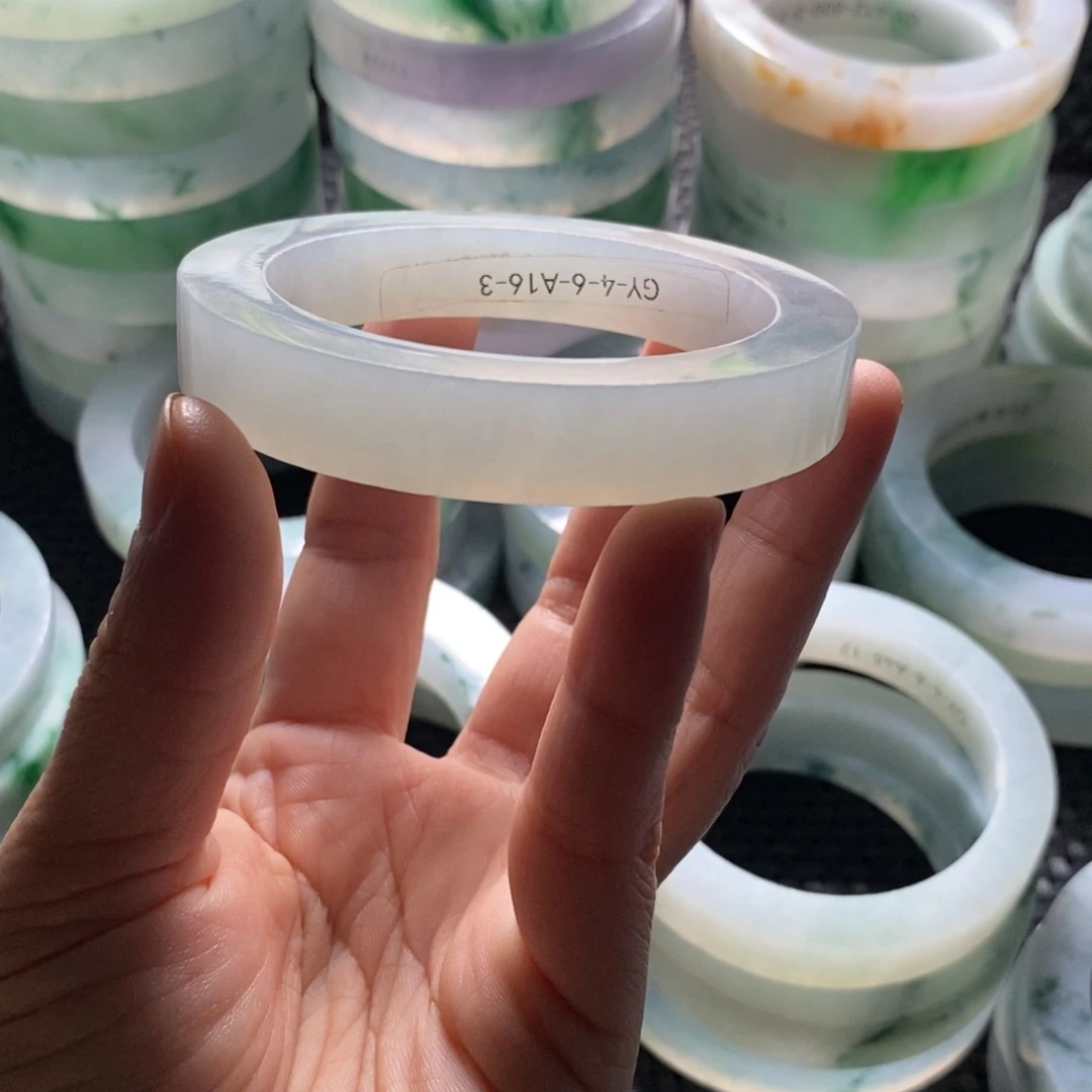 定制翡翠手镯未镶嵌我**恒