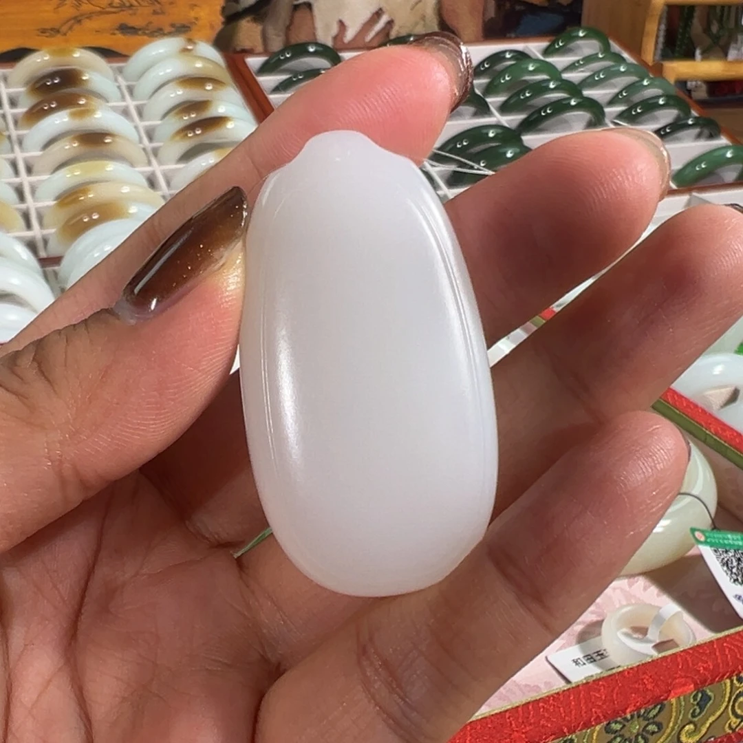 和田玉（白玉）未镶嵌颈饰