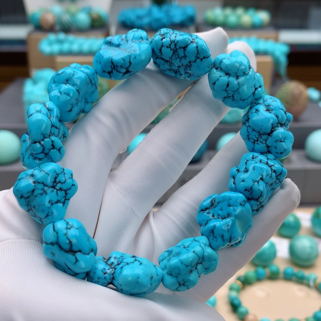 绿松石未镶嵌珠宝奇石