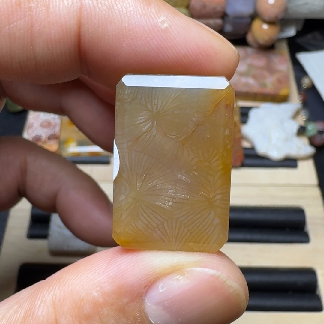 硅化玉未镶嵌纯天然色有机玉石保真色