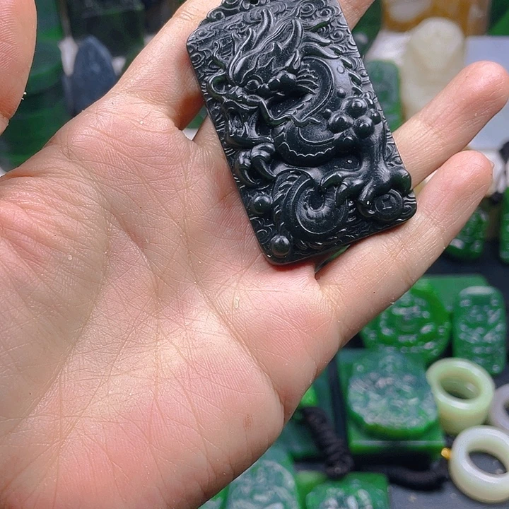 和田玉未镶嵌珠宝半成品