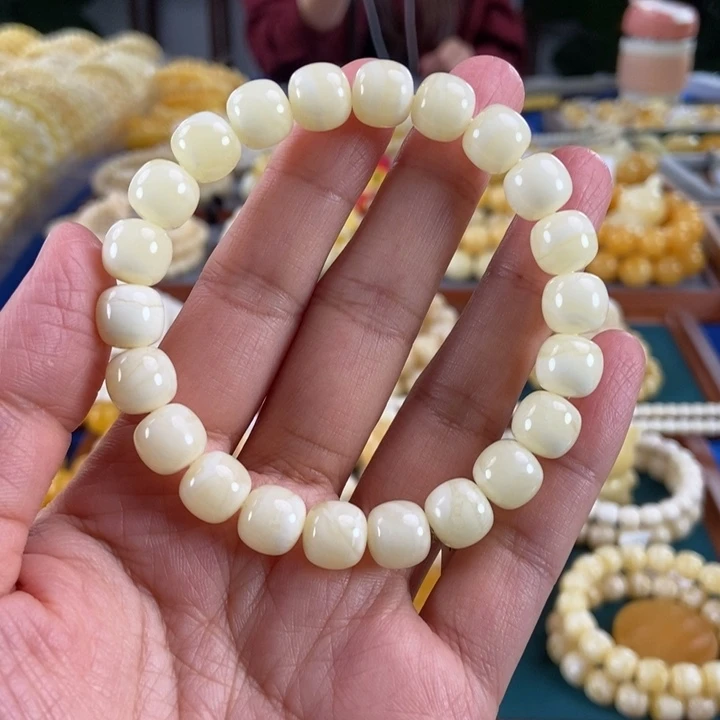 琥珀未镶嵌珠宝奇石10同料白蜡老型13.19