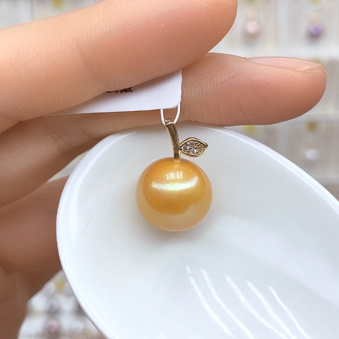 淡水珍珠合金颈饰